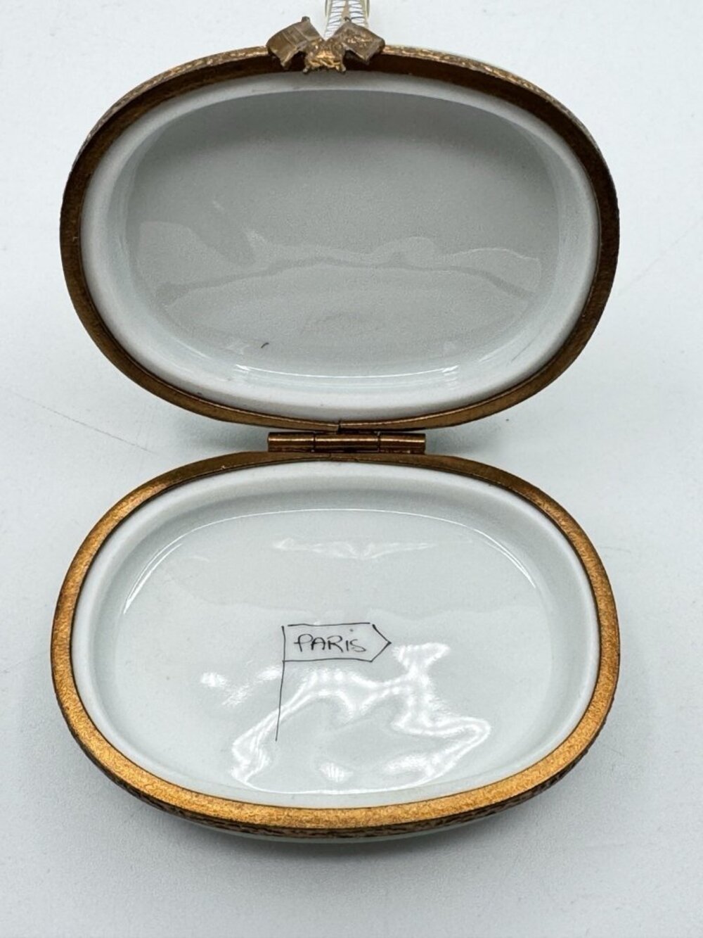 Limoges Eiffel Tower Porcelain Trinket Box Hand Painted Peint Main Signed - Picture 6 of 9